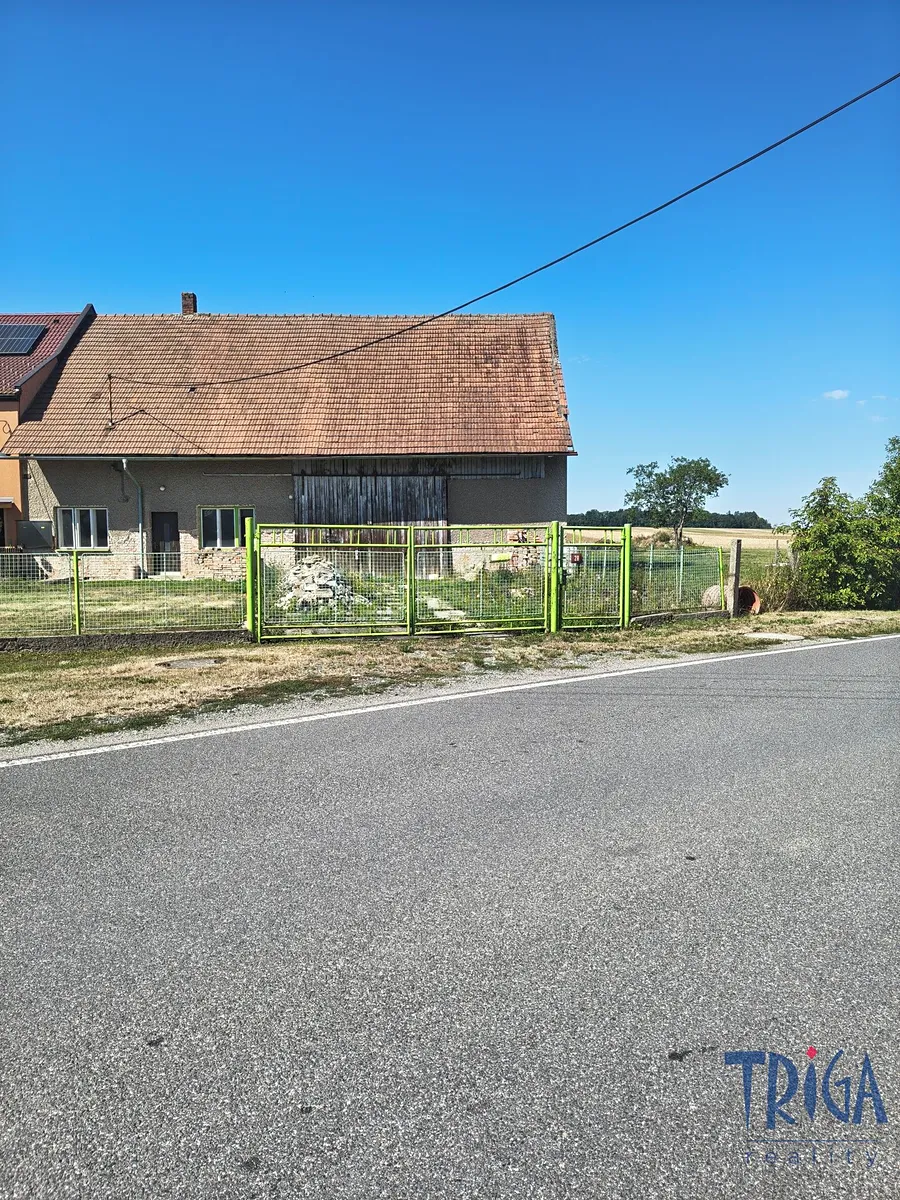 Prodej rodinného domu 80 m², pozemek 1068 m²